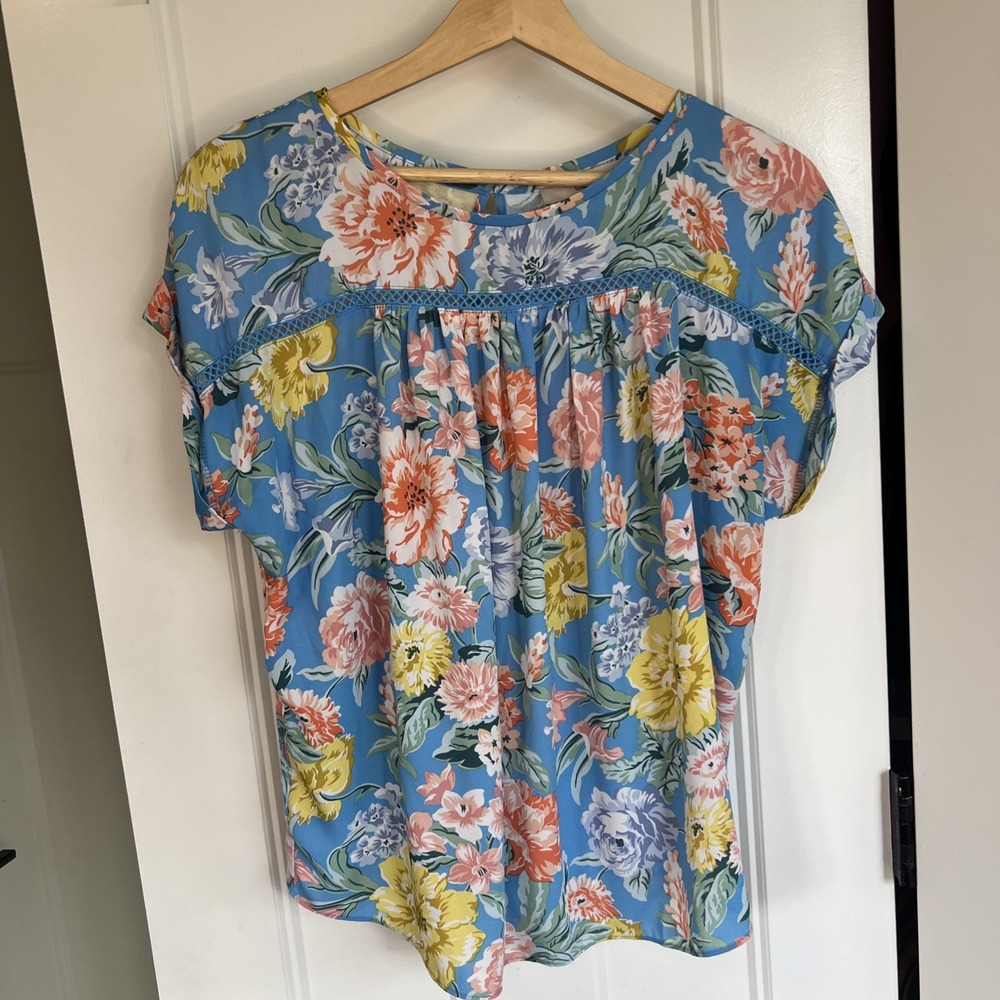 LOFT Blue Floral Blouse Womens Medium Top Flowy Office
